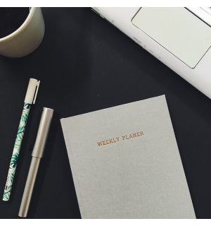 Kraftbook Недатированный планер WEEKLY PLANER серебряный, А5